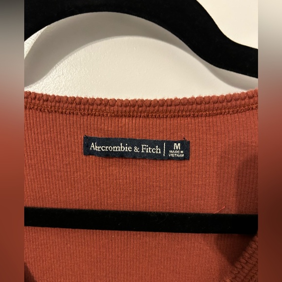 A&F Henley 1. - Picture 2 of 3